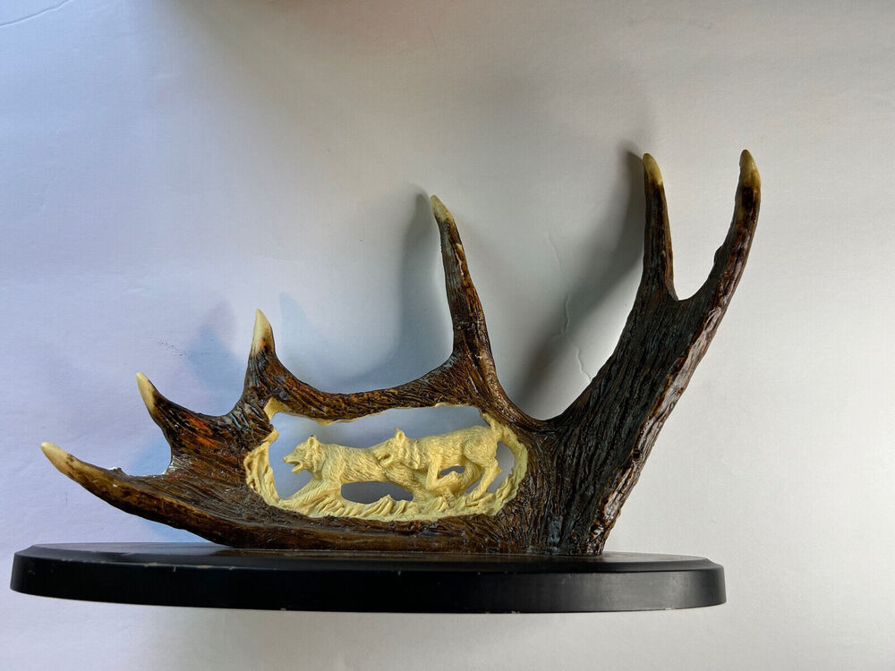 Decorative 11-1/2" Wolves Wolf Pack Blade Knife Stand Faux-Antler